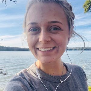 Meet your Posher, Alexandra